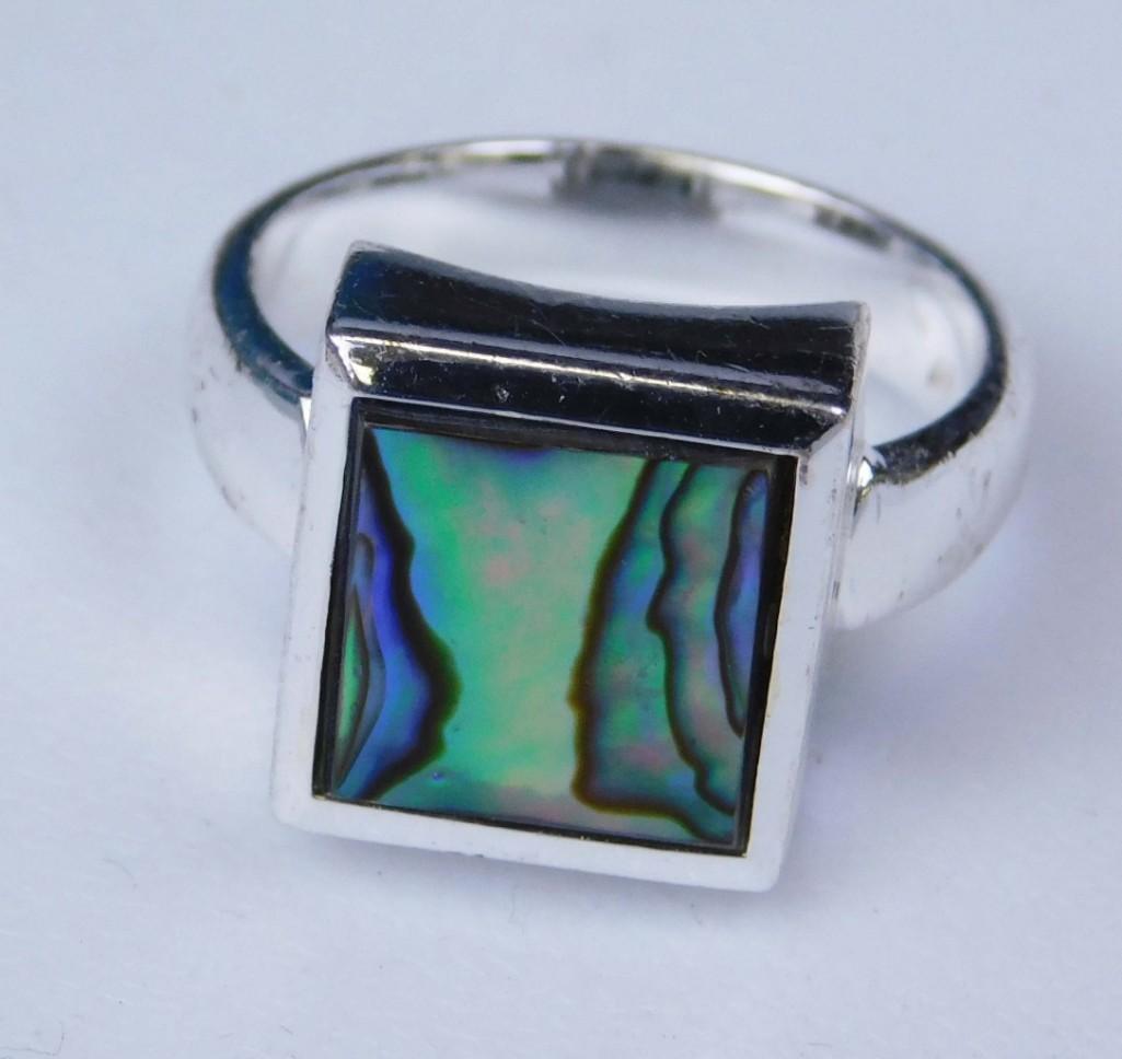 Sterling Silver Ring with Abalone Square Design: Sterling Silver Ring with Abalone Square Design