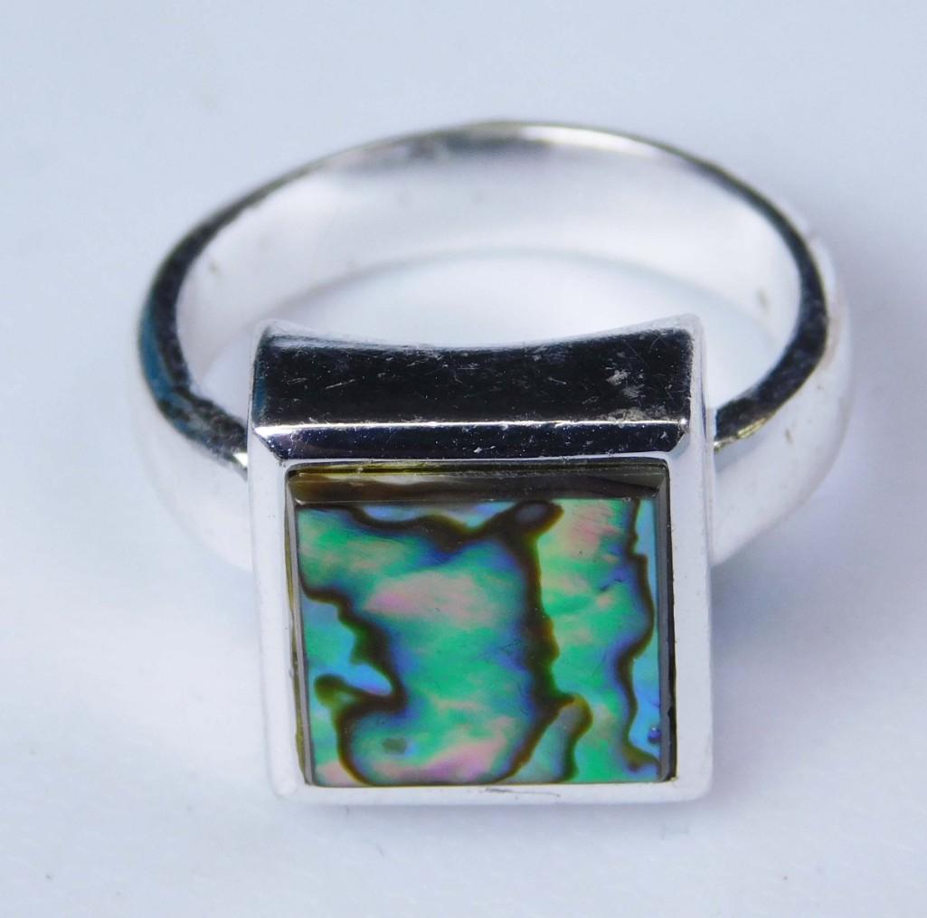 Sterling Silver Ring with Abalone Square: Sterling Silver Ring with Abalone Square
