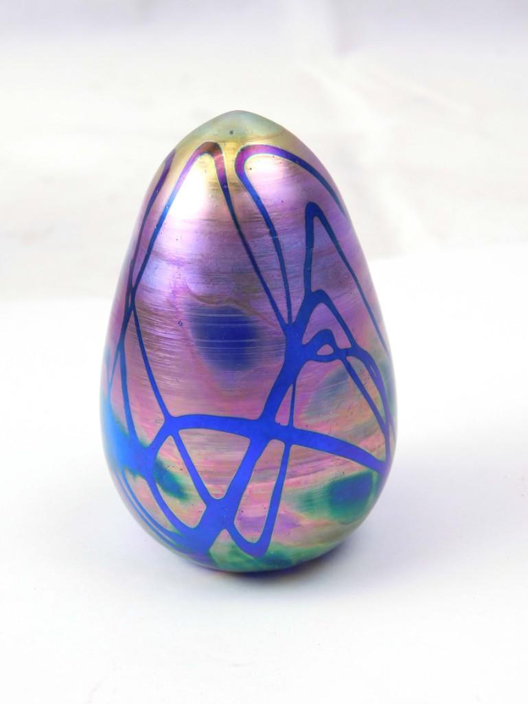 Anton Intaglio Iridescent Paperweight Signed Art Glass: Anton Intaglio Iridescent Paperweight Signed Art Glass