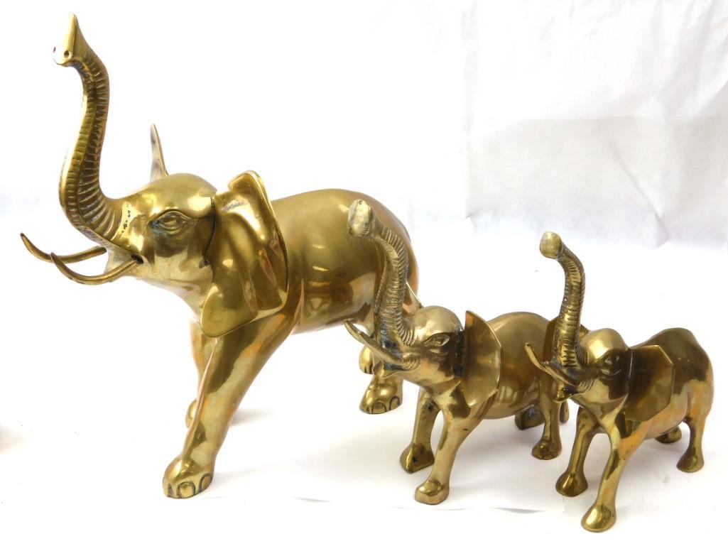 Set of 3 Vintage Brass Elephants (1 of 5)
