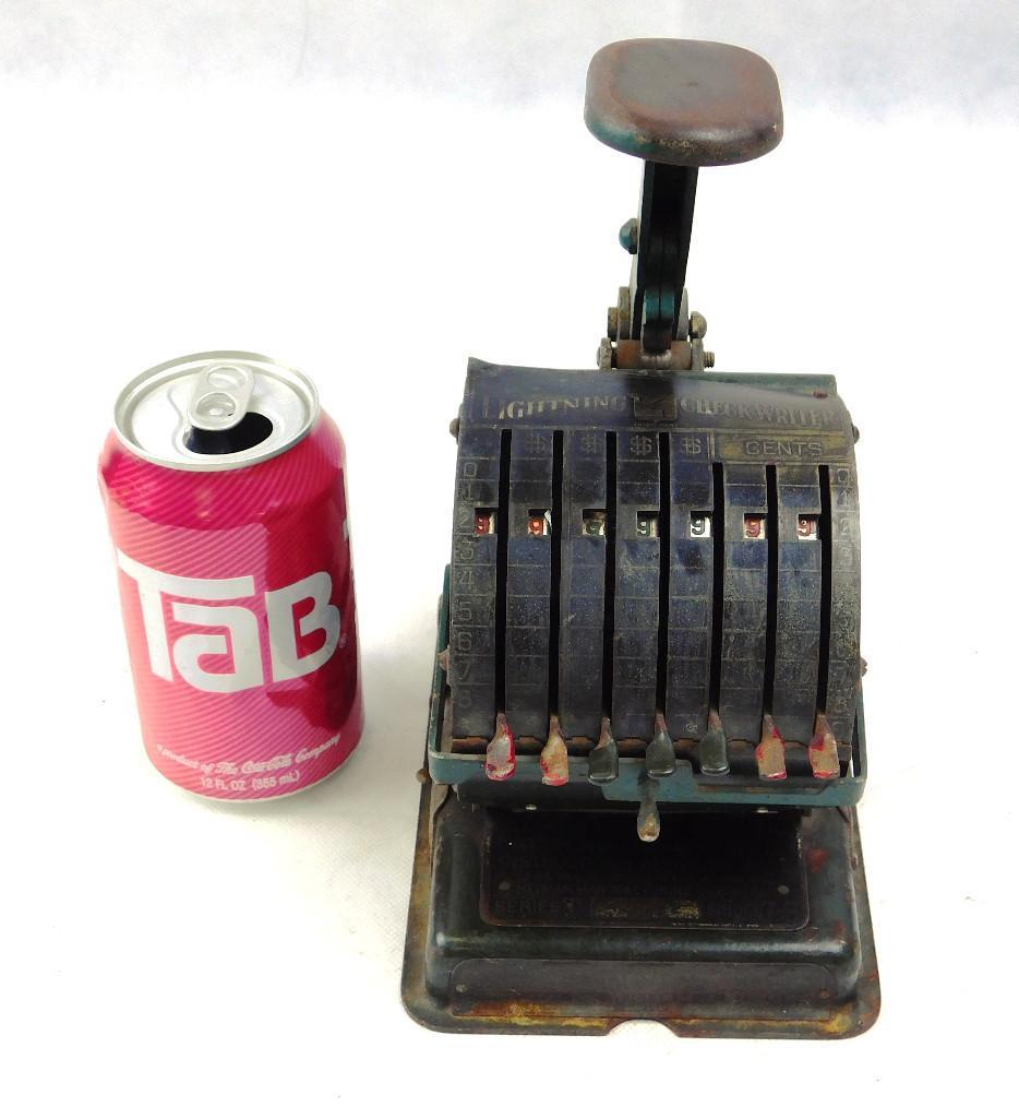 Antique Hedman Mfg Co (Chicago) Lightning Check Writer (1 of 6)