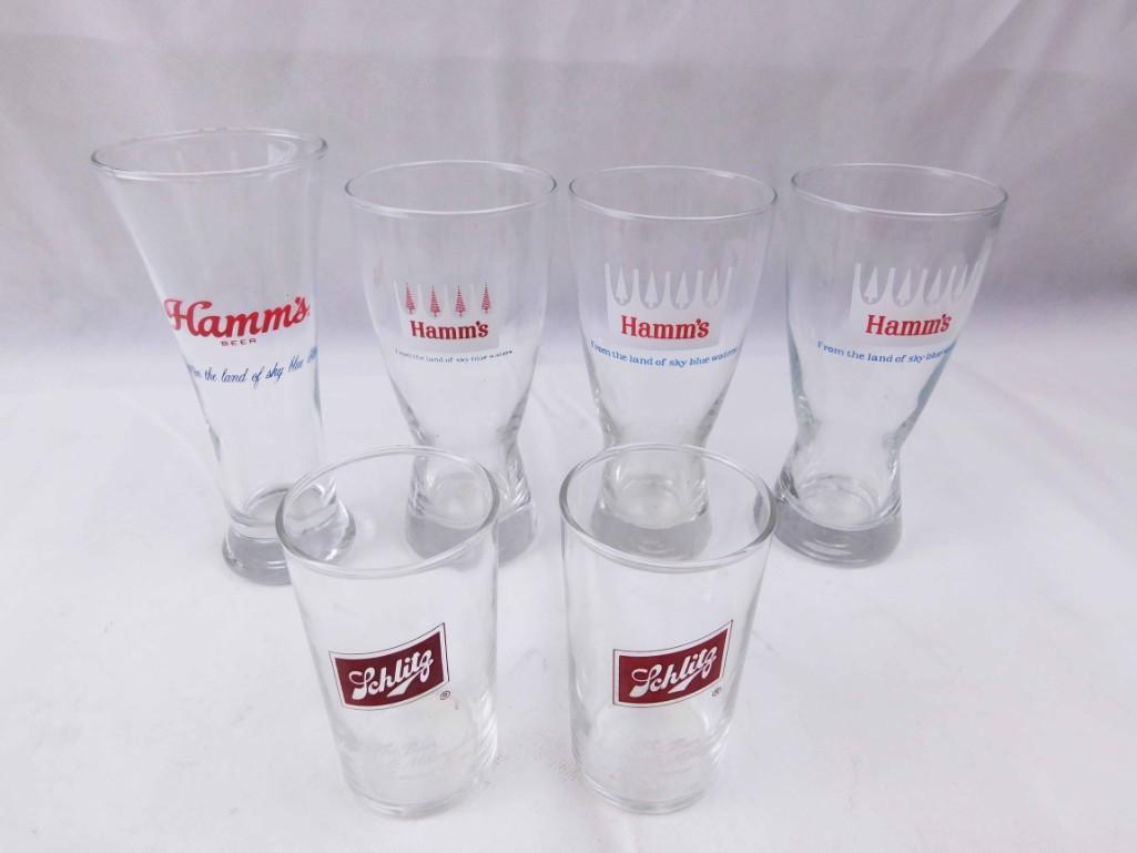 Vintage Schlitz and Hamm's Beer Glasses: Vintage Schlitz and Hamms beer glasses . 2 Schlitz and 4 Hamm's for a total of 6 glasses