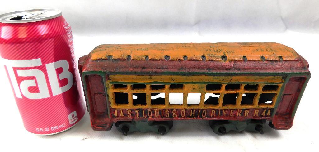 Cast Iron Train Car (1 of 3)