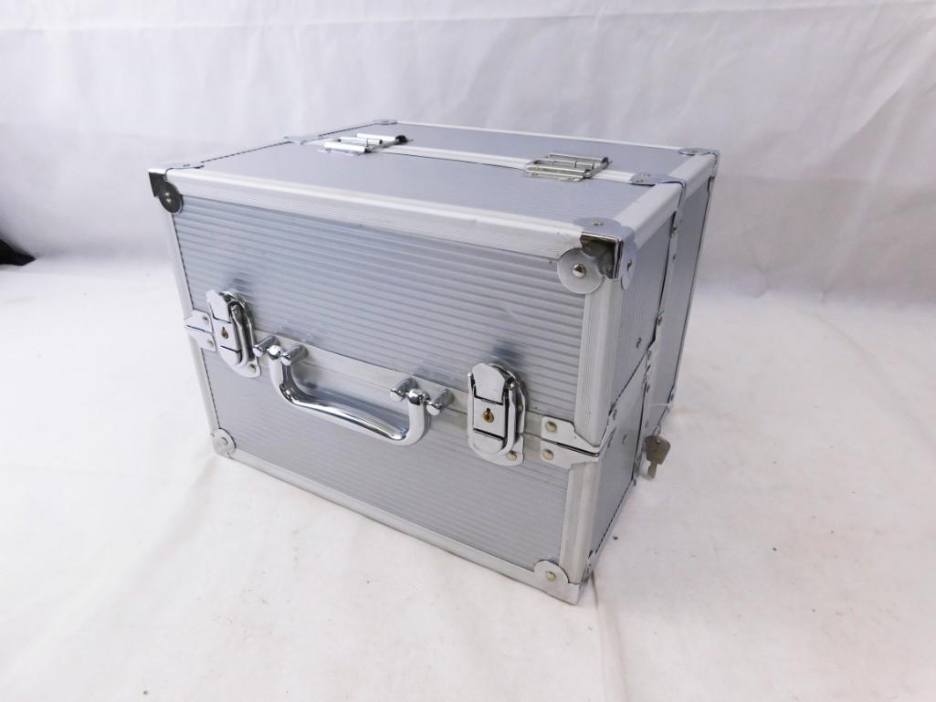 AluminumShell Fold out storage Case: Aluminum Fold out storage Case Would be good for fishing tackle, tools or jewelry. You could put anything in here that fits!