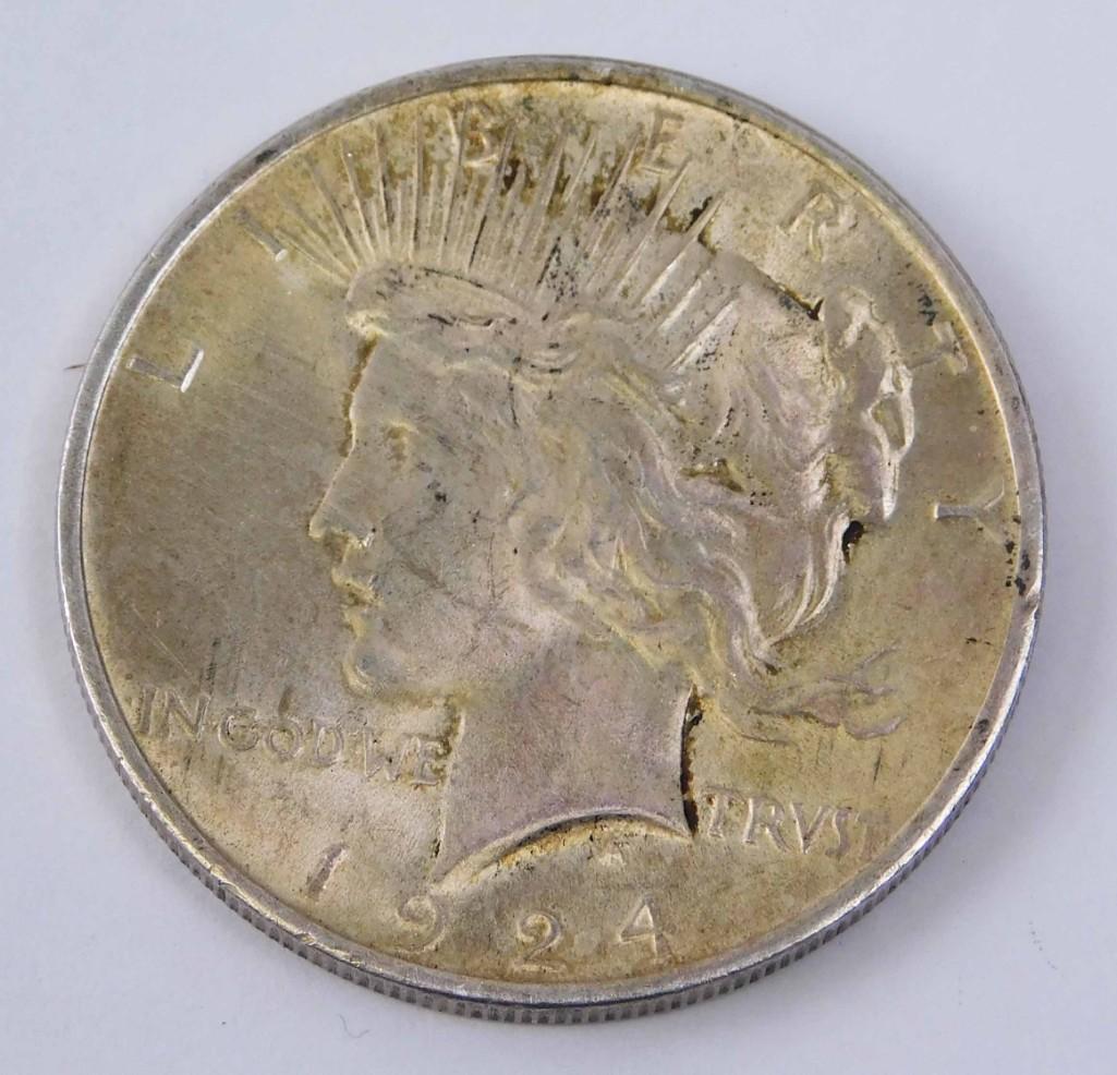 1924-P Silver Peace Dollar (1 of 2)
