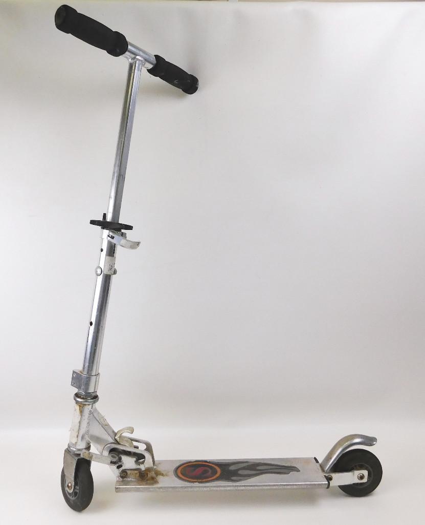 Razor Scooter (1 of 4)