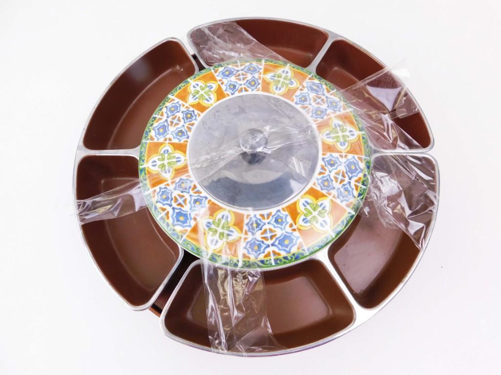 Vintage Lazy Susan Vegetable Tray or Chip and Dip (1 of 4)
