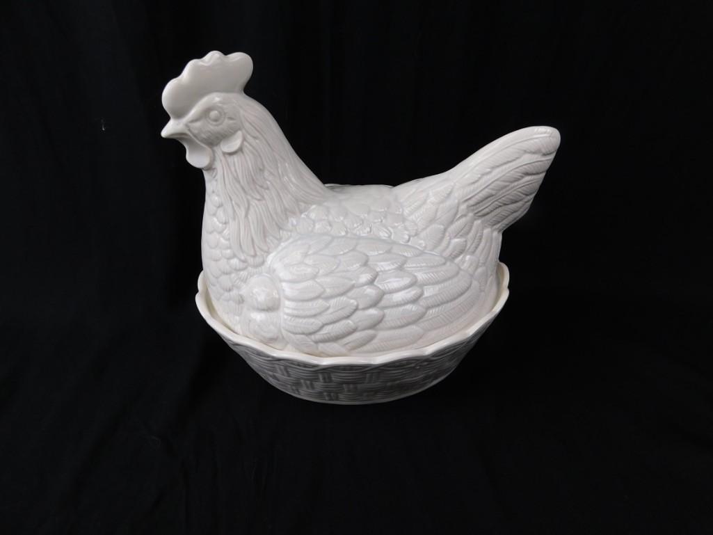 Earthenware Hen on Nest: Earthenware Hen on Nest