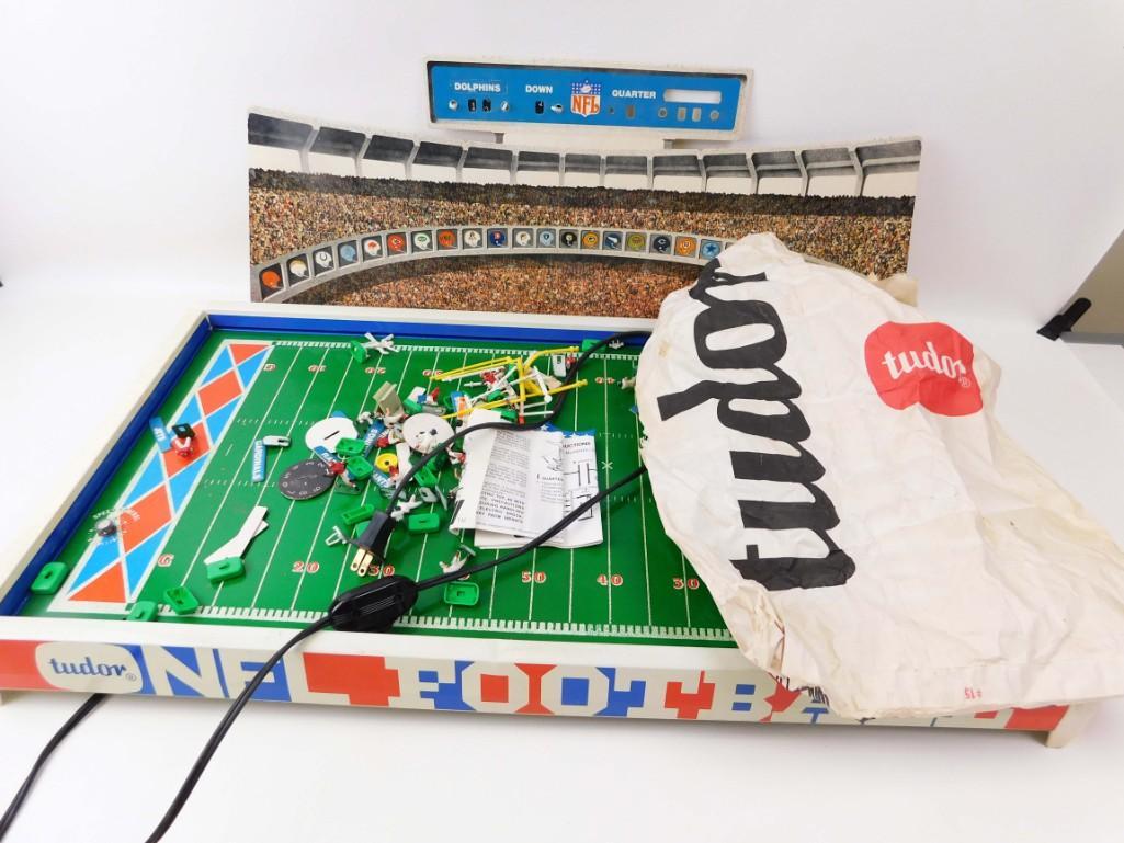 Vintage NFL Football Game: Vintage NFL Football Game