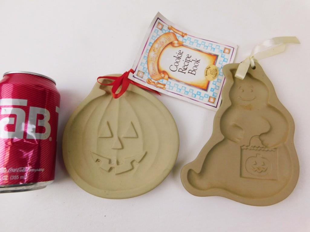 Lot of 2 Brown Bag Cookie Art Molds Incl Halloween: Lot of 2 Brown Bag Cookie Art Molds Incl Halloween Ghost and Jack O Lantern