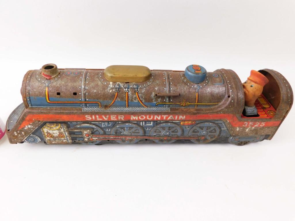 Silver Mountain 3525 Tin Toy Train: Silver Mountain 3525 Tin Toy Train Condition: Rough condition. Lots of rust