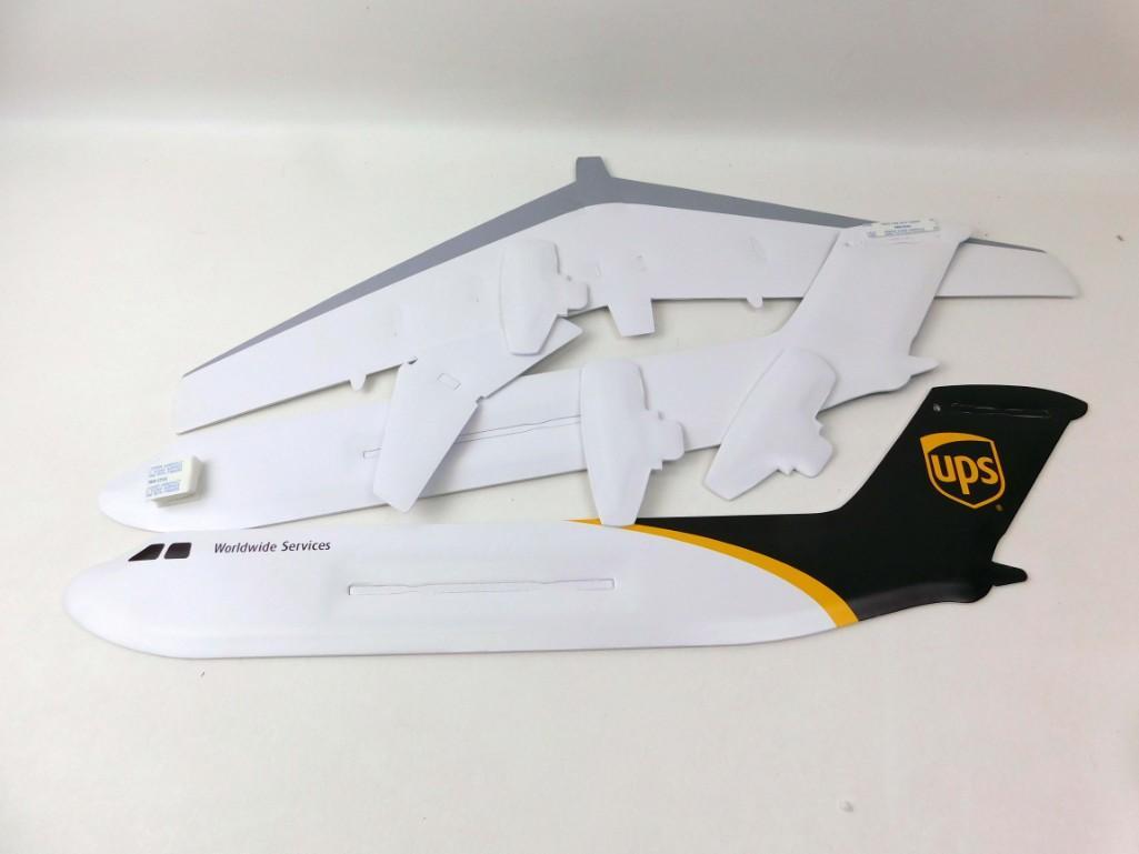 UPS Model Airplane Kit: UPS Model Airplane Kit