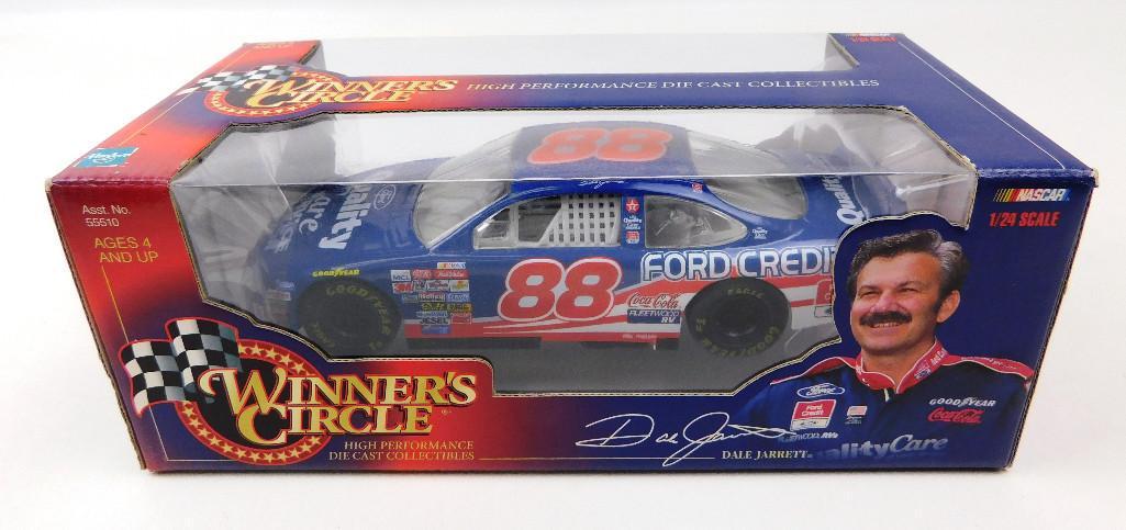 NASCAR Winner's Circle Ford Credit 1:24 Diecast: NASCAR Winner's Circle Ford Credit 1:24 Diecast Dale Jarrett