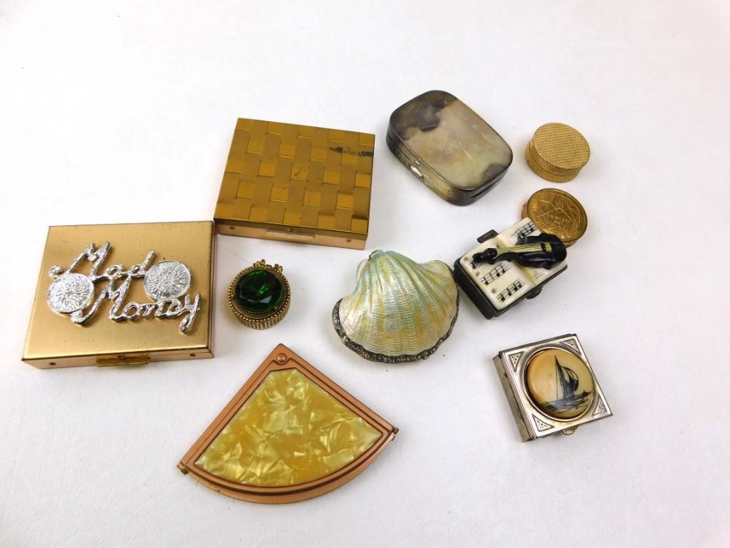 Lot of Compacts, Pill Boxes, Etc: Lot of Compacts, Pill Boxes, Etc