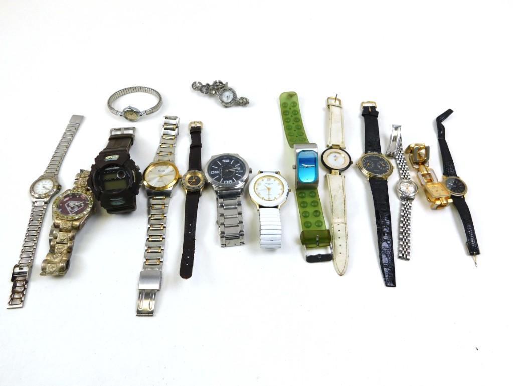 Lot of Watches incl a Superman Watch: Lot of Watches incl a Superman Watch