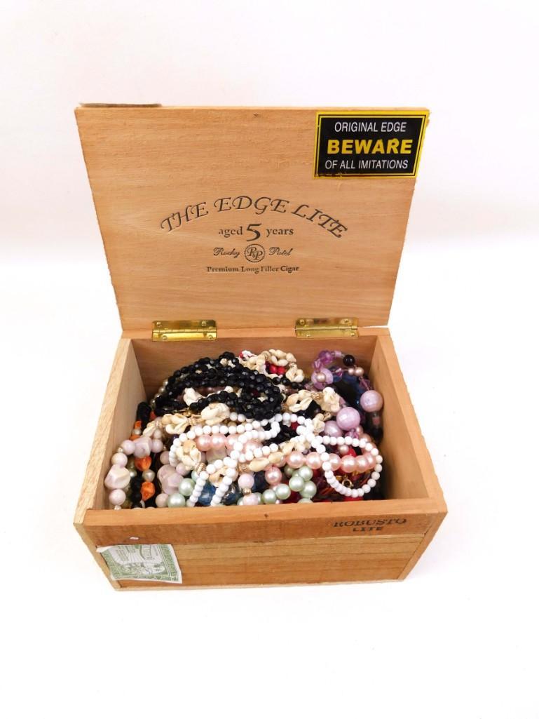 Cigar Box Filled with Costume Jewelry: Cigar Box Filled with Costume Jewelry