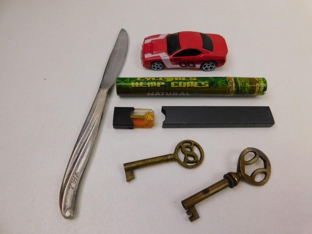 Misc. Vintage Lot Car, Hemp Cones, TWA Knife, Keys, (1 of 4)