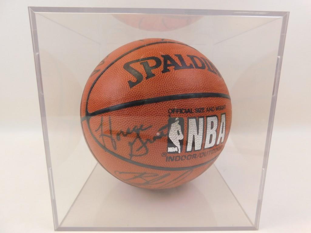 Chicago Bulls Signed NBA Basketball: Chicago Bulls Signed NBA Basketball Signatures as follows: Will Perdue, Scotty Pippen, Horace Grant, Bill Cartwright, Pete Meyers, Luke Longly, Corey Blunt, Jo Jo English, John Paxton, B.J. Armstrong.