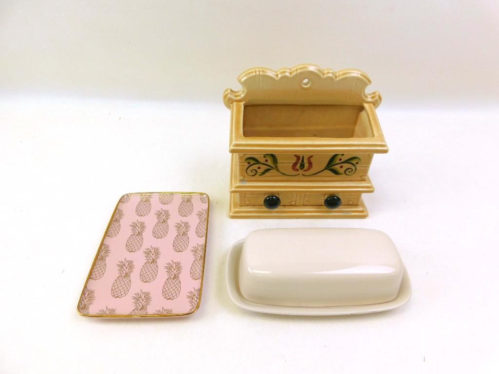 Misc Lot incl Metlox Pottery Poppytrail Wall Pocket: Misc Lot incl Vintage Metlox Pottery Poppytrail Wall Pocket Spice Box