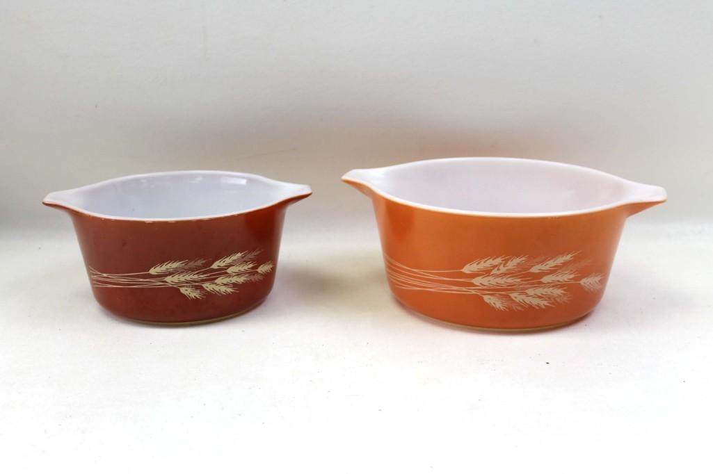 2 Vintage Pyrex Autumn Harvest Wheat Pattern Casserole: Set of 2 Vintage Pyrex Autumn Harvest Wheat Pattern Casserole Dishes