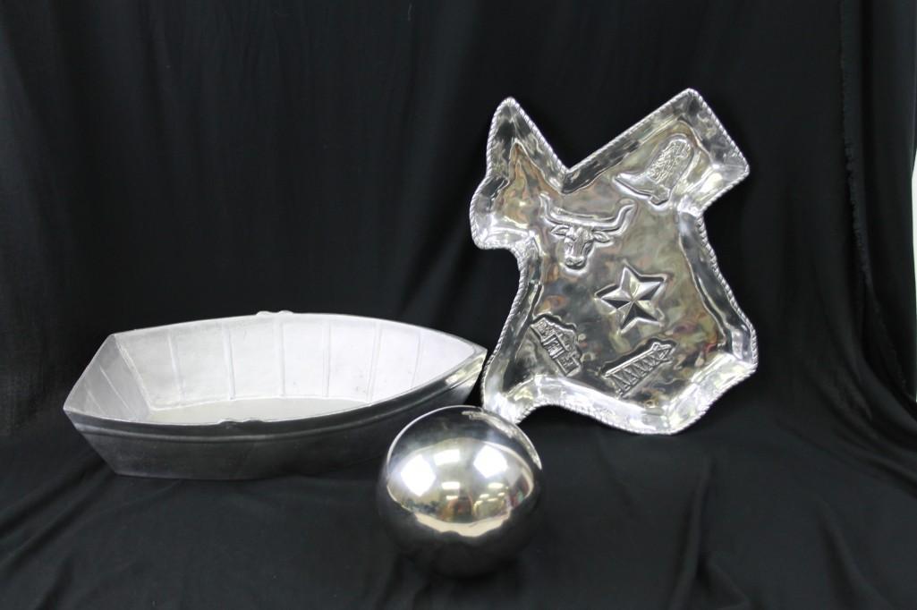 Lot of Home Decor incl Centrum Row Boat , Texas Shaped: Lot of Home Decor incl Centrum Cast Aluminum Row Boat , Texas Shaped Decorative Pan , and a Metal Sphere