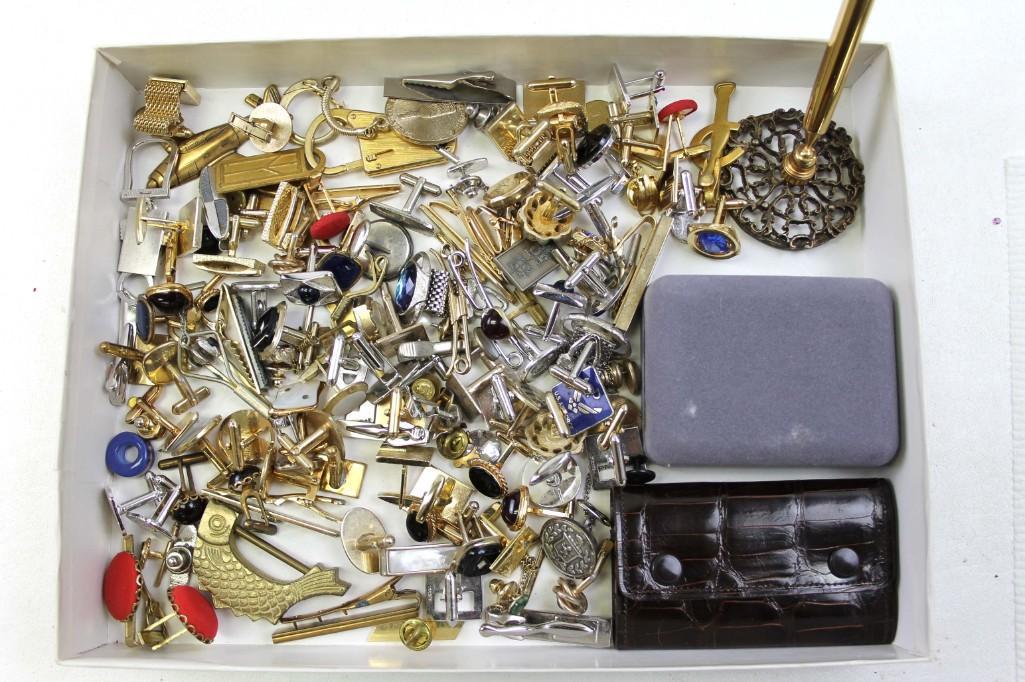 Lot of Costume Jewelry Cuff Links and Smalls: Lot of Costume Jewelry Cuff Links and Smalls including a vintage pen holder