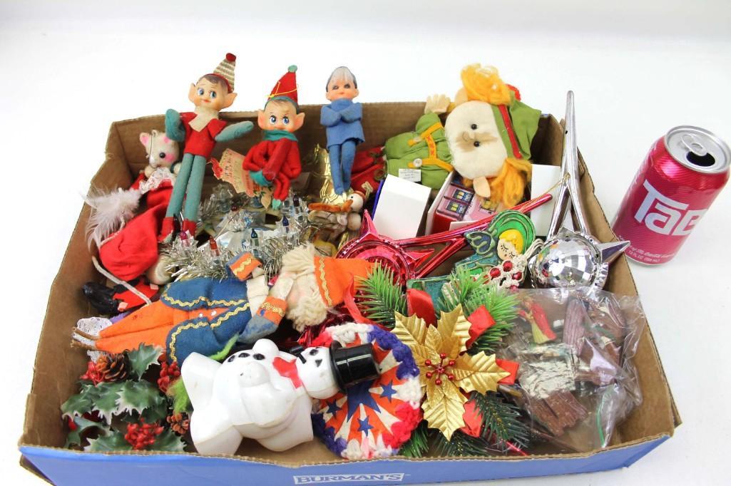 Vintage Christmas Decor incl Knee Hugger Elves: Vintage Christmas Decor incl Knee Hugger Elves