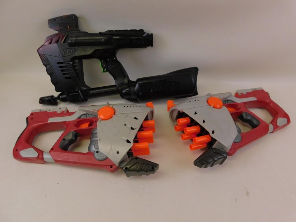 Lot of 3 Nerf and Nerf Type Dart Guns: Lot of 3 Nerf and Nerf Type Dart Guns