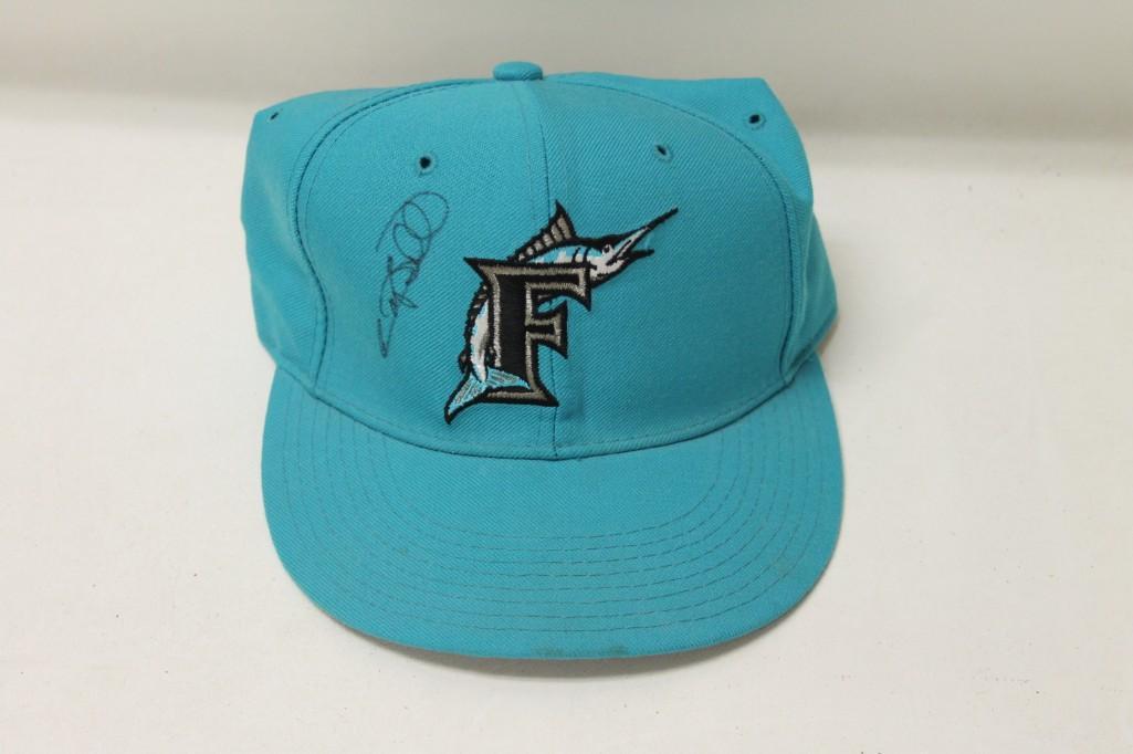 Florida Marlin's Baseball Hat Signed by Gary Sheffield: Florida Marlin's Baseball Hat Signed by Gary Sheffield No COA
