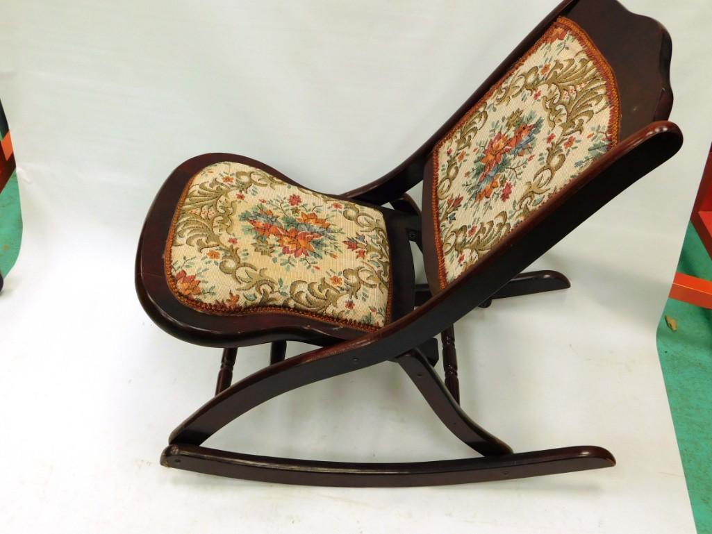 Folding Rocking Chair with Tapestry (1 of 5)