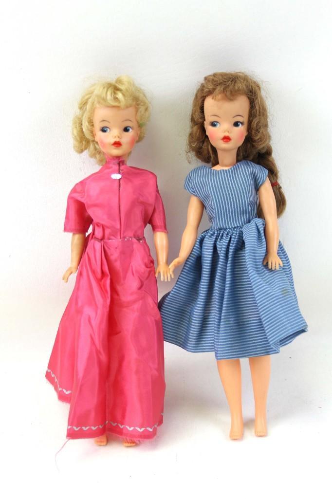 Lot of 2 1960s Ideal Tammy Dolls 1 is a Grow Hair (1 of 7)