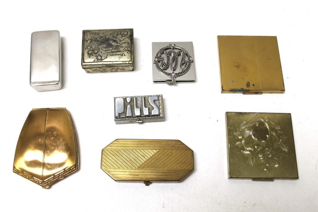 Lot of Vintage Compacts and Pill Boxes (1 of 6)