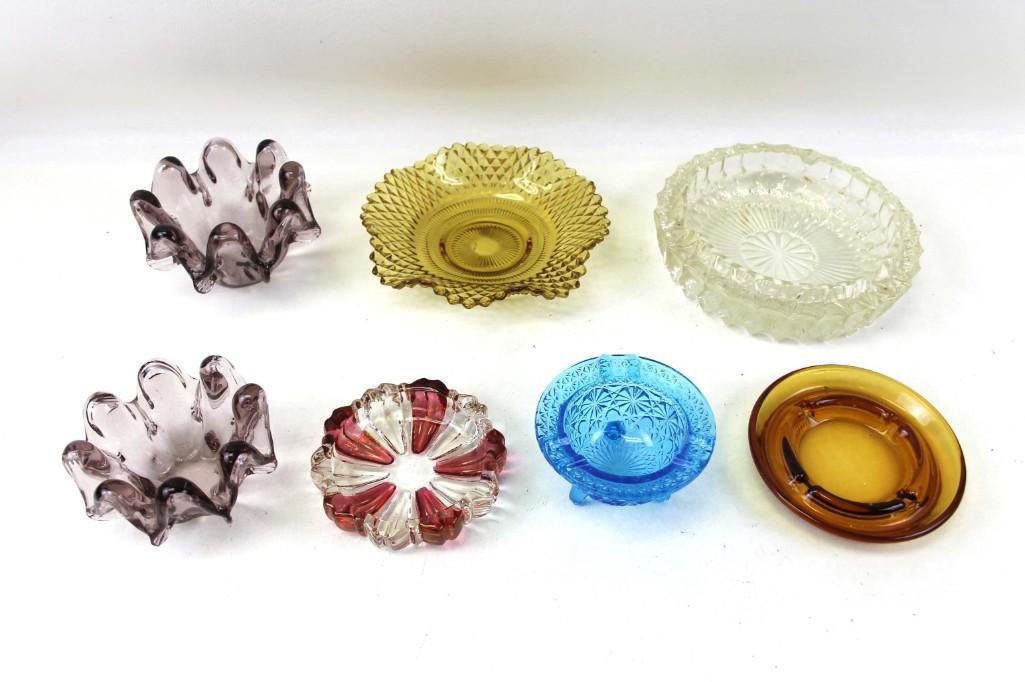 Lot of Vintage Ashtrays (1 of 3)