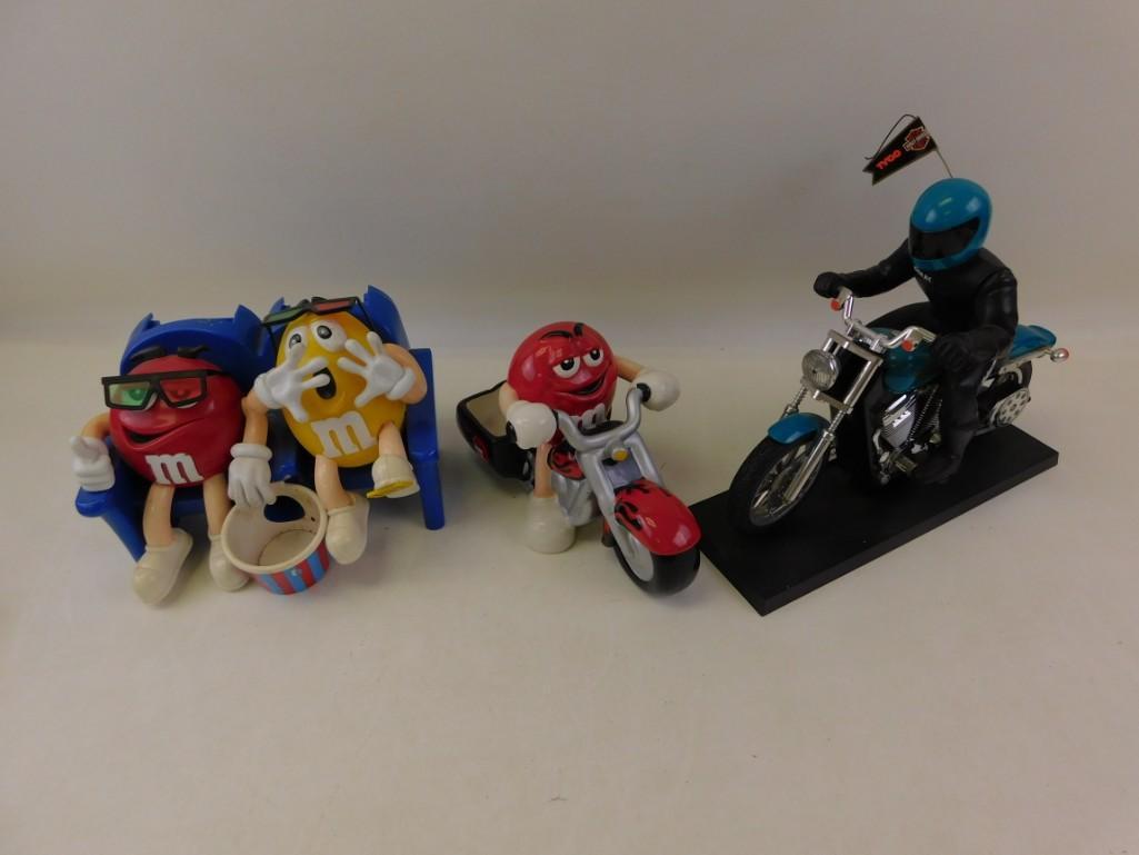 Lot of M&M's and Harley Davidson (1 of 5)