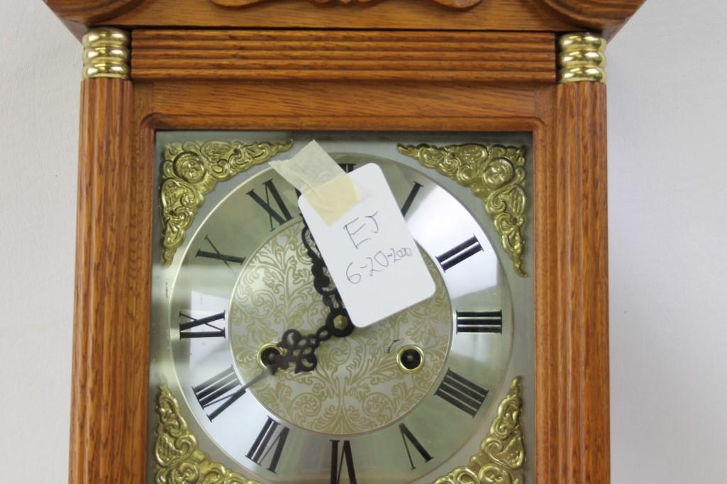 Wind up Pendulum Wall Clock (1 of 9)