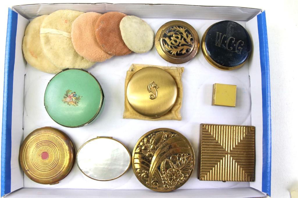Lot of Vintage Compacts (1 of 7)