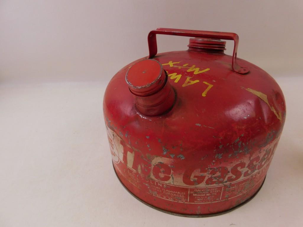 Vintage Steel Gasoline Can "The Gasser" (1 of 4)