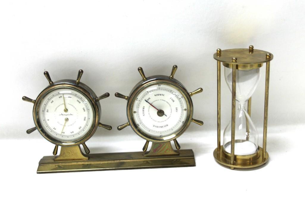 Vintage Airguide Ship's Wheel Weather Station and an (1 of 4)