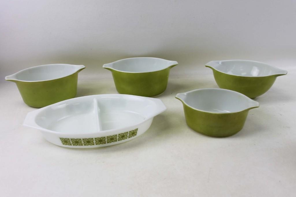 Lot of Vintage Avocado Green Pyrex Casseroles incl a (1 of 4)