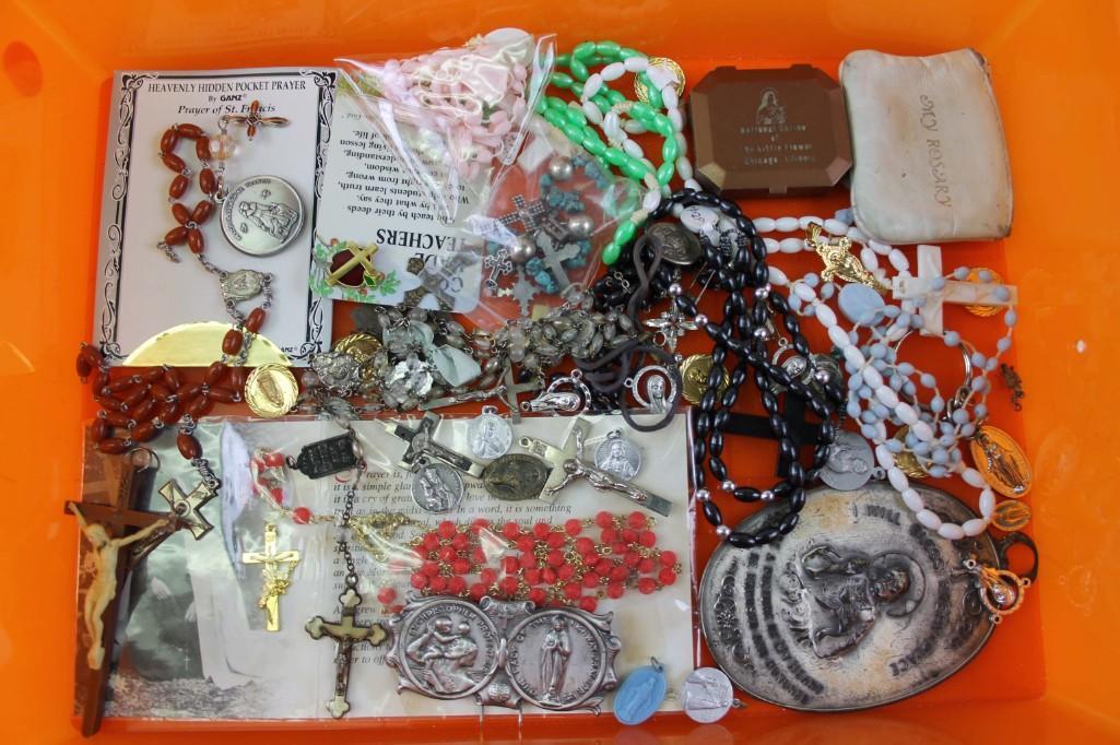 Lot of Rosaries and Vintage Religious Items (1 of 3)