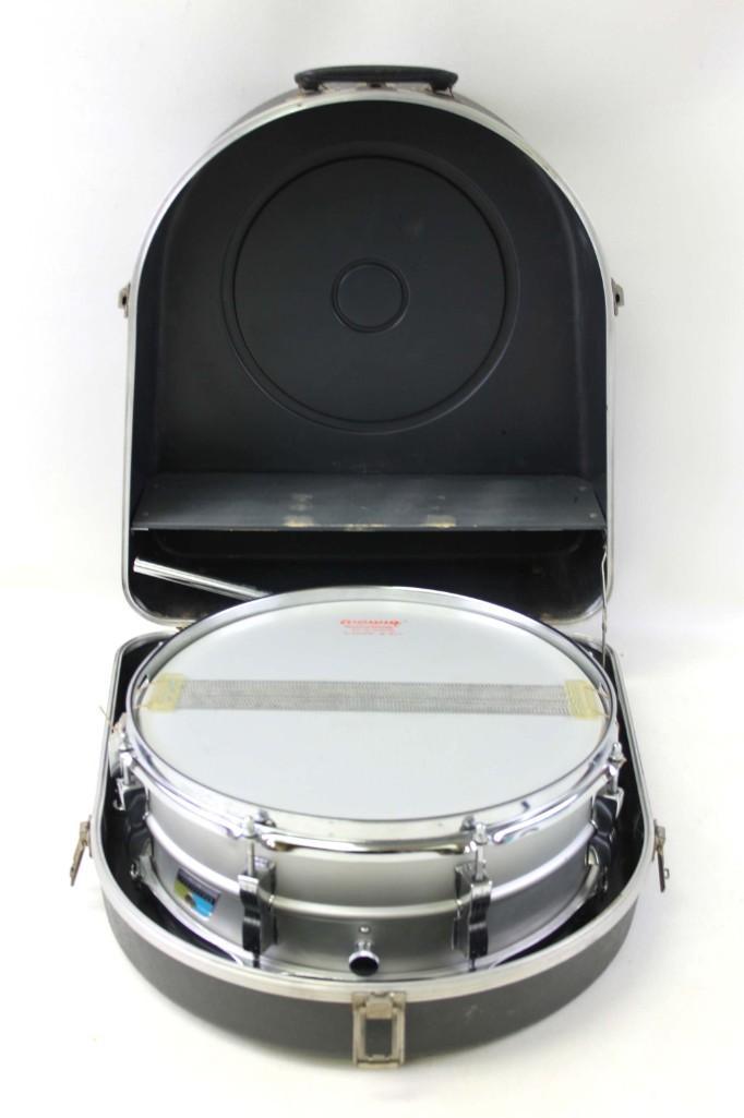 Ludwig Snare Drum with Stand and Case (1 of 10)