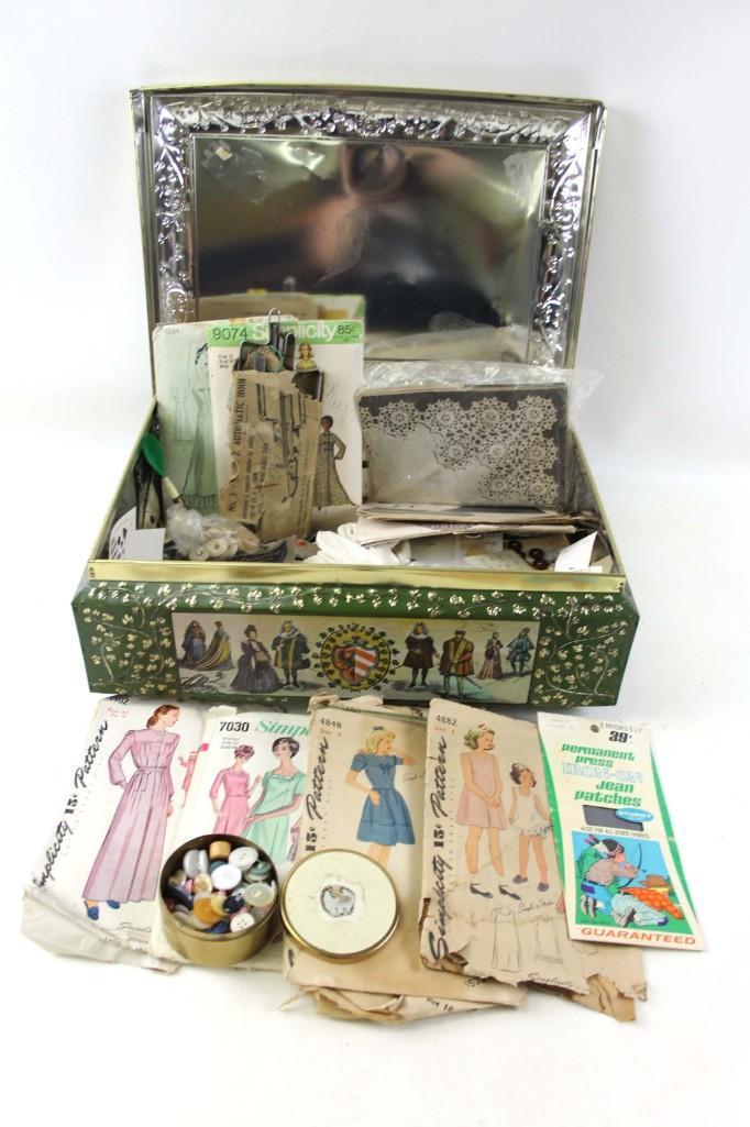 Vintage Sewing Supplies in a Metal Box: Vintage Sewing Supplies in a Metal Box