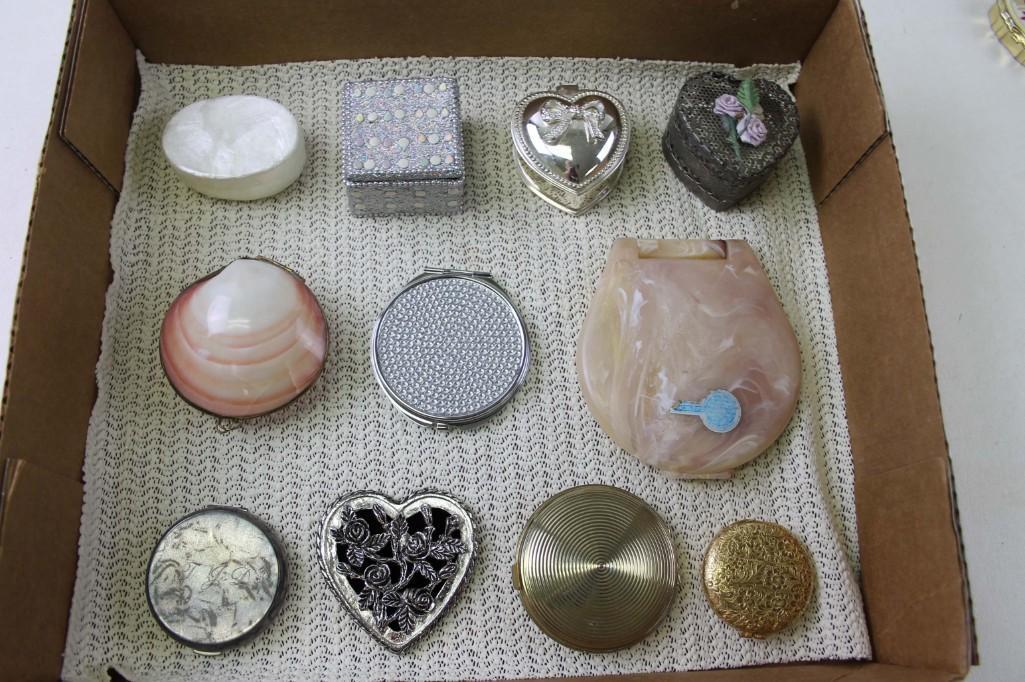 Lot of Compacts, Pill Boxes, Etc incl Vintage (1 of 4)