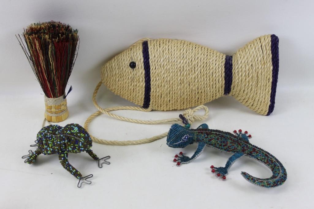 Rope Fish, Beaded Gecko/Lizard and Frog, Broom Top (1 of 5)