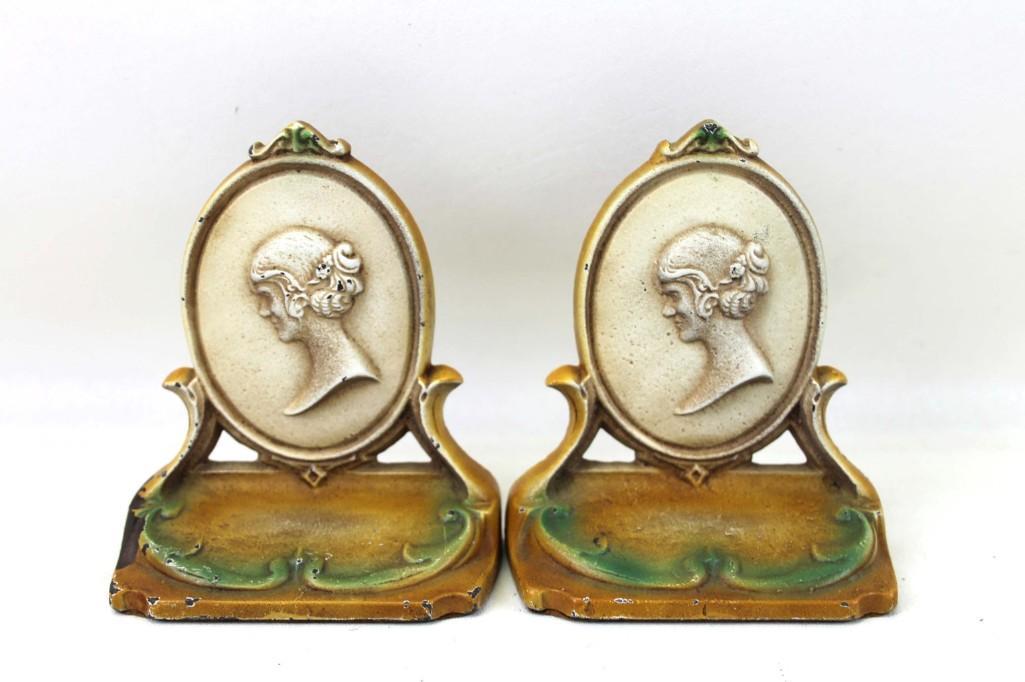 Chicago Art Craft Products Cameo Cast Bookends: Chicago Art Craft Products Cameo Cast Bookends