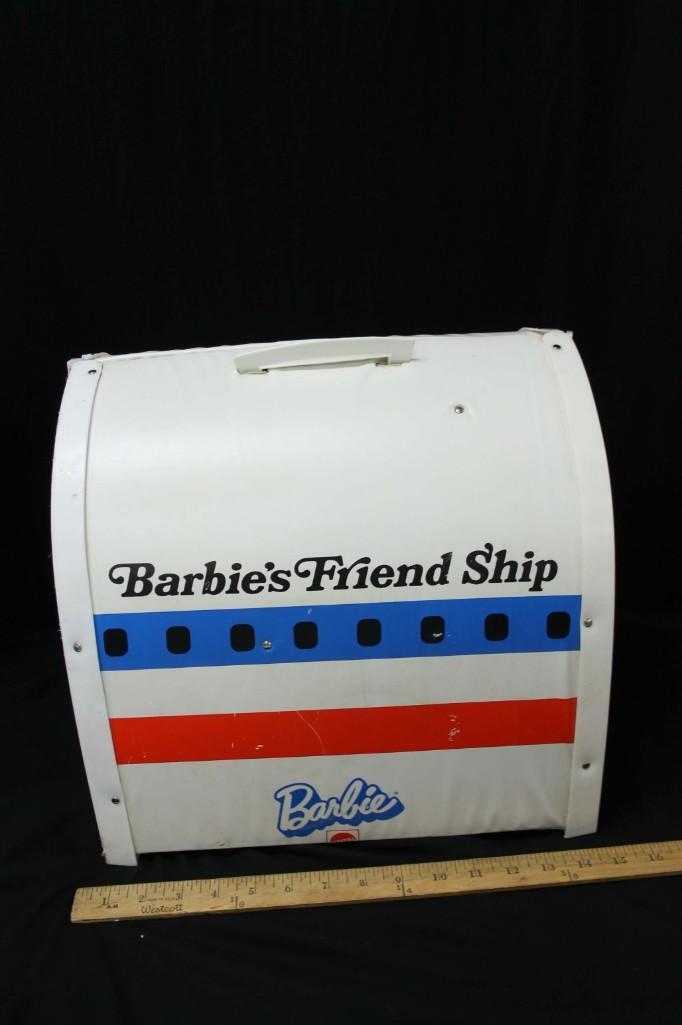 Vintage Barbie's Friend Ship United Airlines Plane: Vintage Barbie's Friend Ship United Airlines Plane 1972 Carrying Case Airplane by Mattel