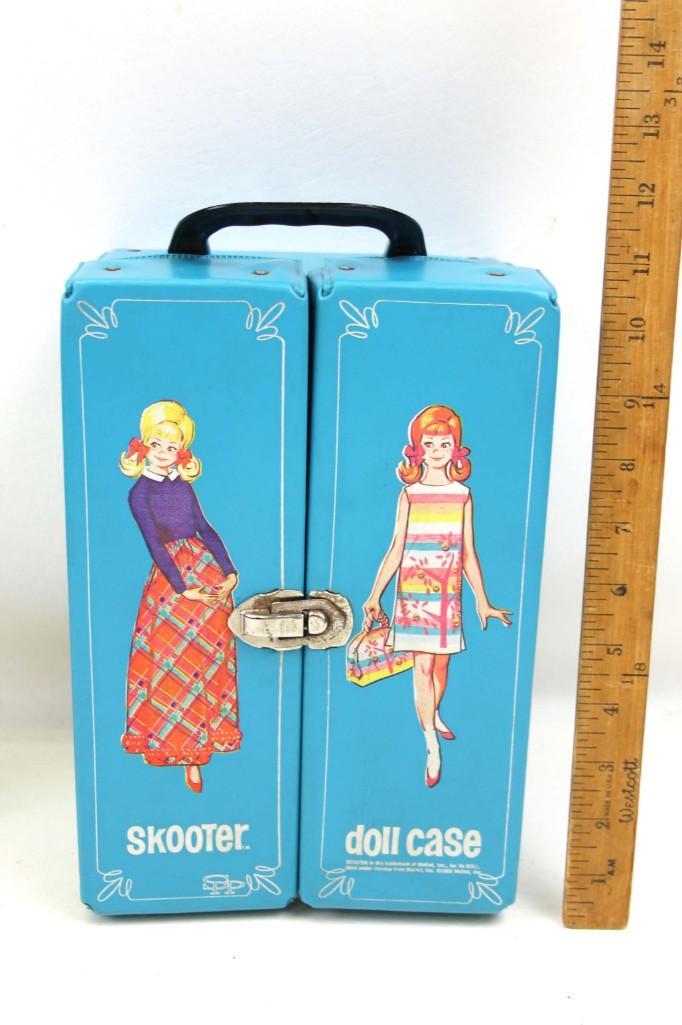 Vintage Mattel Skooter Doll Case: Vintage Mattel Skooter Doll Case Condition: cardboard drawers say "Skipper" on them. A little bit of tearing on the parts where the case folds closed. Please see all pictures