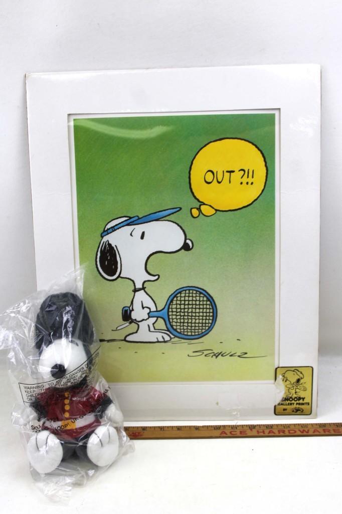 Snoopy Tennis Ace Print and a Plush Snoopy: Peanuts Snoopy Tennis Ace Print and a Plush Snoopy