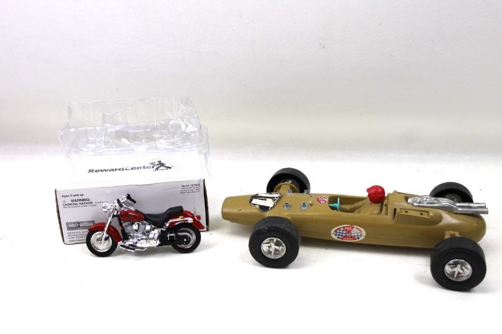 Maisto Harley Davidson Motorcycle Model and an Indy (1 of 9)