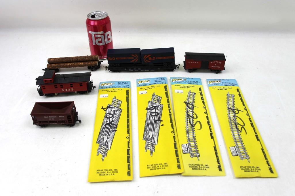 Lot of Trains and Train Track H0 Scale: Lot of Trains and Train Track HO Scale